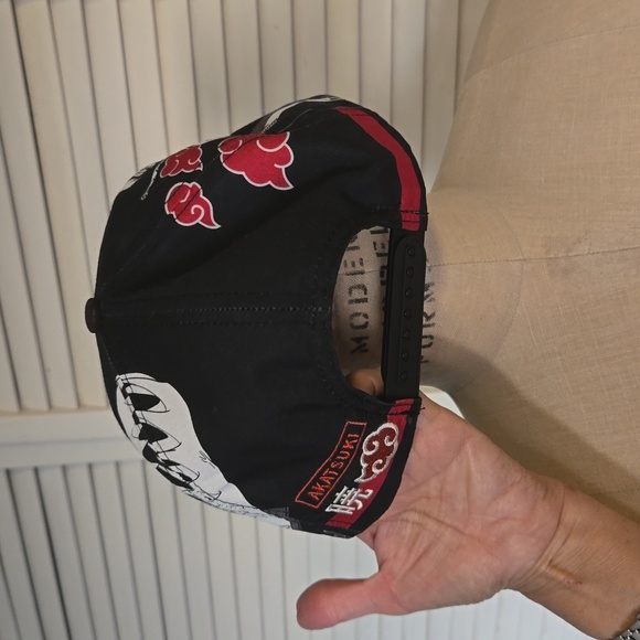 Hat - Picture 3 of 7